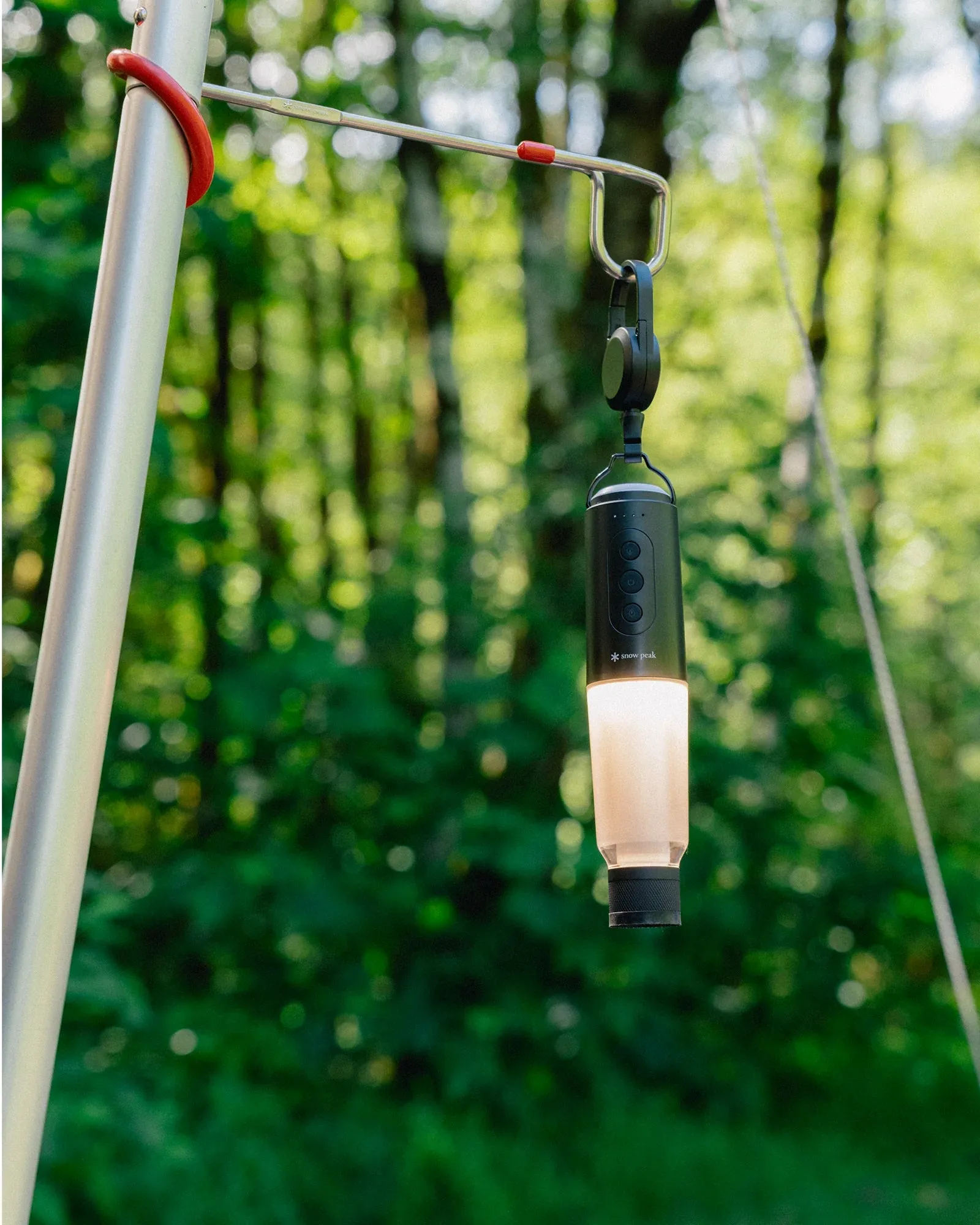 Sure! Here’s an optimized title for the e-commerce product:

SNOW PEAK Celes Portable LED Camping Light – Compact, Lightweight, and Rechargeable Illumination Solution for Outdoor Adventures

Let me know if you need any further modifications!